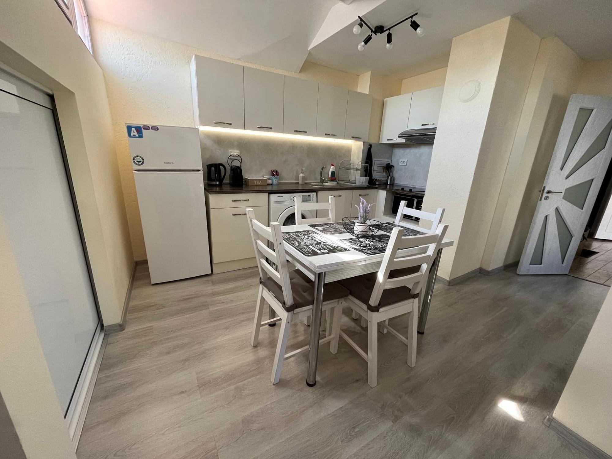 Apartment Happy Holiday Lazur Burgas Zewnętrze zdjęcie